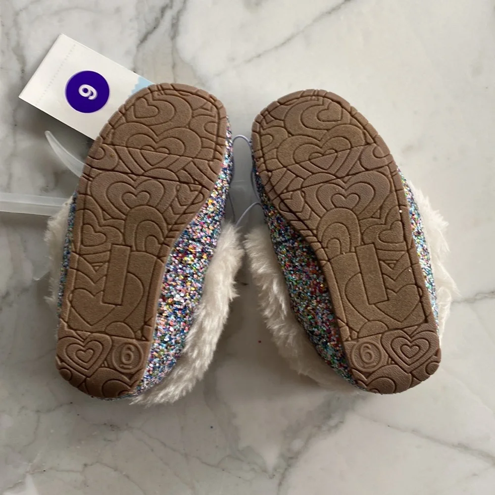 Cat & Jack Moccasin‎ Slippers size 6 Multicolored Glitter fuzzy